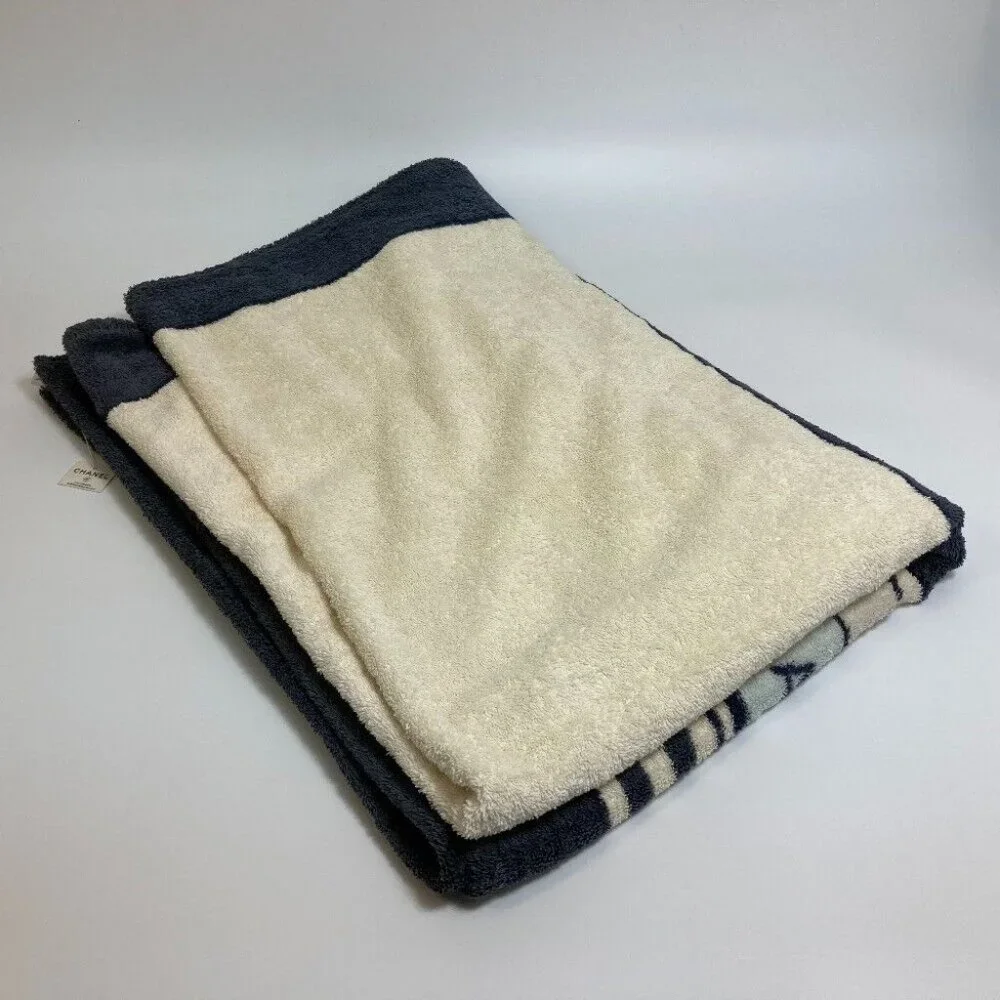 CHANEL border bath towel Beach towel towel cotton Ivory x Blue Based
